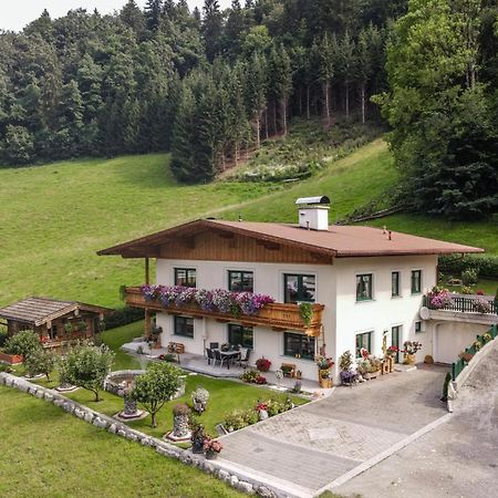 Haus Am Waldrand Apartment Hopfgarten im Brixental Exterior photo